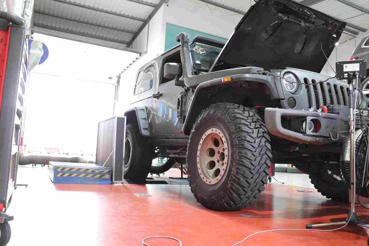Jeep Wrangler  2.8 CRD